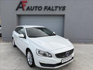 Volvo V60 2.0 D2 Z�RUKA MOMENTUM CZ