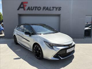 Toyota Corolla 2.0 GR HEV �R 1. maj Servis