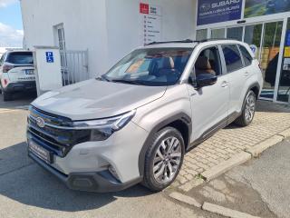 Subaru Forester 2.0i CVT TOURING + zimn� kola