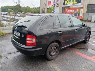 Škoda Fabia 1,4 i - náhled 10