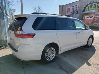 Toyota Sienna 3,5 VVTi - náhled 12