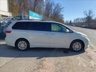 Toyota Sienna 3,5 VVTi - náhled 14