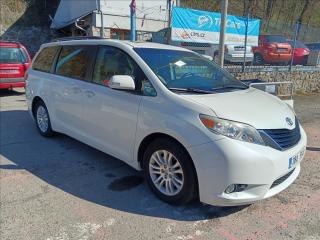 Toyota Sienna 3,5 VVTi - náhled 16
