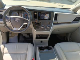 Toyota Sienna 3,5 VVTi - náhled 18