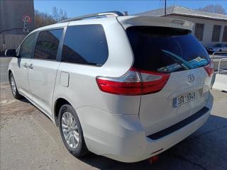 Toyota Sienna 3,5 VVTi - náhled 8