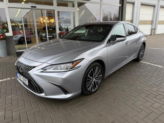Lexus ES 300h 2.5 Limited Edition 