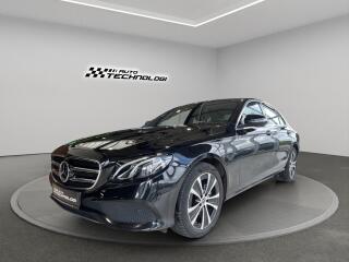 Mercedes-Benz E 300 e sedan