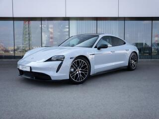 Porsche Taycan Turbo