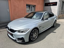 BMW M3 M Performance Akrapovi LED