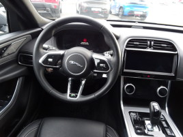 Jaguar XE D180 R - Dynamic SE - náhled 19