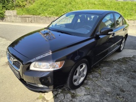 Volvo S40 2.0 D3 AT/AC/ALU/PDC/VYH.SEDA