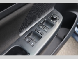 Volkswagen Golf Variant 1.4TSI 90kW 138 TIS KM - náhled 19