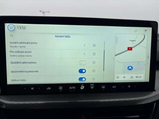 Ford Kuga (2025) TITANIUM 1.5 ECOBOOST 137kW AT - náhled 12