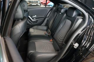 Mercedes-Benz Třídy A (2023) 180*CAMERA*CARPLAY* - náhled 12