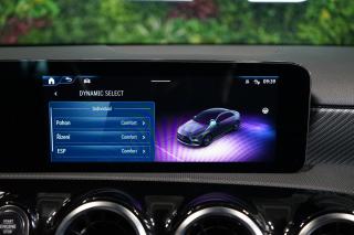Mercedes-Benz Třídy A (2023) 180*CAMERA*CARPLAY* - náhled 30