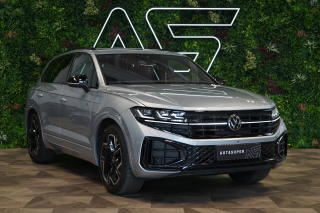Volkswagen Touareg 3.0 TDI Vzduch ACC Tan 360