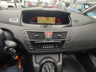 Citroën C4 Picasso (2013) 1.6i 120k MAN5 PO STK tažné - náhled 19