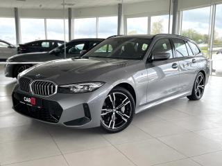 BMW 330i xDrive*M-SPORT*REZERVACE!