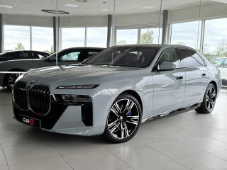 BMW i7 60 xDrive M-SPORT*Max.V�bava!