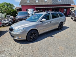 koda Octavia 2.0TDI 103KW ELEGANCE XENONY