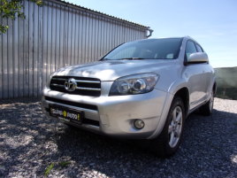 Toyota RAV4 2.2 D-CAT 4X4 130kW SOL KَE