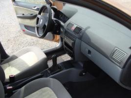 Škoda Fabia 1.4 MPi, Koupeno v ČR - náhled 11