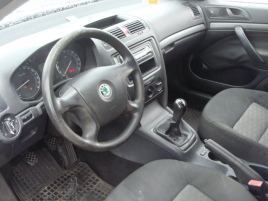Škoda Octavia 1.6 MPi, Koupeno v ČR - náhled 10