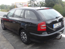 Škoda Octavia 1.6 MPi, Koupeno v ČR - náhled 4