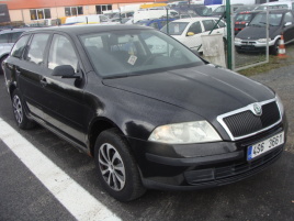 Škoda Octavia 1.6 MPi, Koupeno v ČR - náhled 8