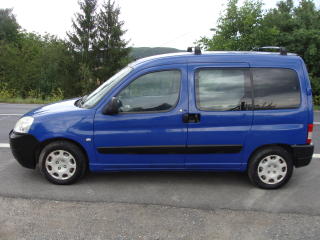 Peugeot Partner (2007) 1.6 HDi, 55 kW, klima, tažné - náhled 2
