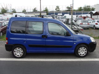 Peugeot Partner (2007) 1.6 HDi, 55 kW, klima, tažné - náhled 6