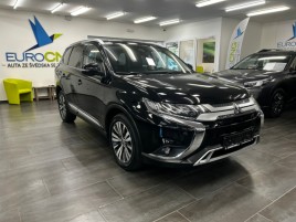 Mitsubishi Outlander 2.0 4WD Instyle+ zruka