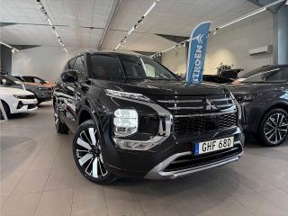 Mitsubishi Outlander 2.4 PHEV Instyle | 8 let zruk