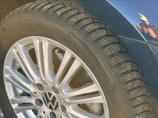 Volkswagen Golf TSI DSG F1 NAVI SERVISKA - náhled 32