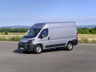 Opel Movano Van 3500 Heavy L4H2 2.2 180k