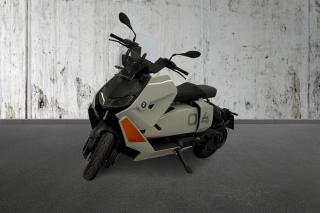 BMW CE 04