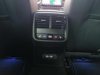 Škoda Octavia Combi DSG 2,0 TSi 195 kW RS - náhled 23