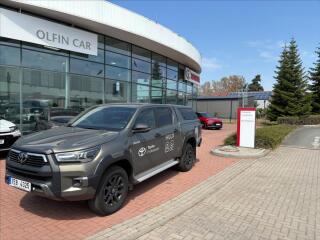 Toyota Hilux 2.8   INVINCIBLE