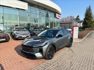 Toyota C-HR + Executive VIP 77 kWh 4X4