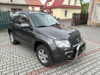 Suzuki Grand Vitara 1.6 4x4 TA�N� .Bez koroze.