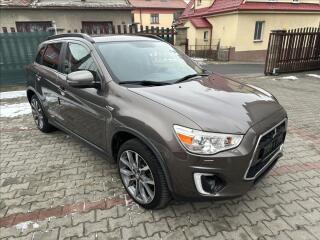 Mitsubishi ASX 1.6 xenony vyh��van� seda�ky