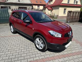 Nissan Qashqai 2.0 +2 4x4 7.M�st