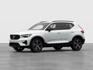 Volvo XC40 2.0 B3 Plus Dark