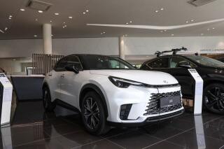 Lexus LBX 1.5L HEV EMOTION TECH