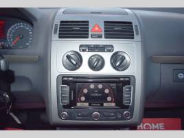 Volkswagen Touran 2,0 TDI STYLE,AC,TZ,TOP,AKCE - náhled 11