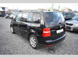 Volkswagen Touran 2,0 TDI STYLE,AC,TZ,TOP,AKCE - náhled 6