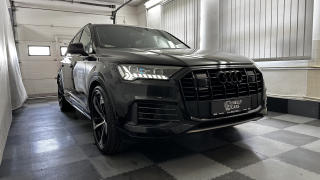 Audi Q7 55TFSI E (plug-in hybrid)