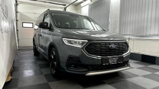 Ford Tourneo Connect Z�RUKA / 7 M�ST / TOP STAV