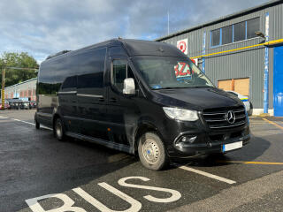 Mercedes-Benz 519CDI XXL / 3.0 V6 / 24+1  
