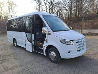 Mercedes-Benz 519CDI / V6 / 143.900km DPH
